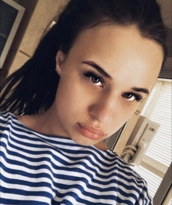 Ева